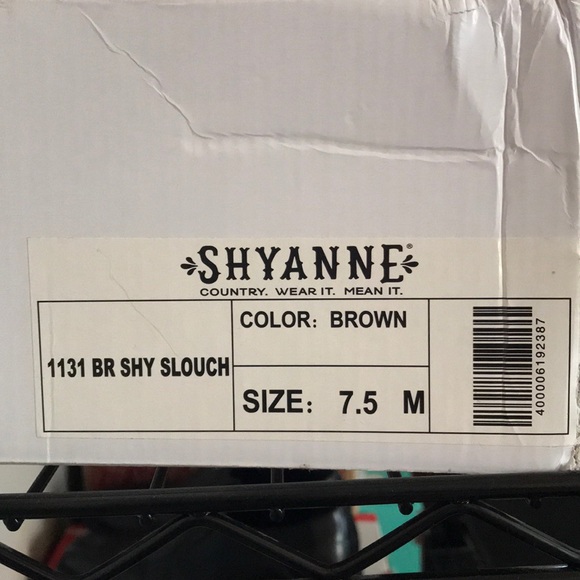 7.5 women’s brown cowboy boots - Picture 4 of 4